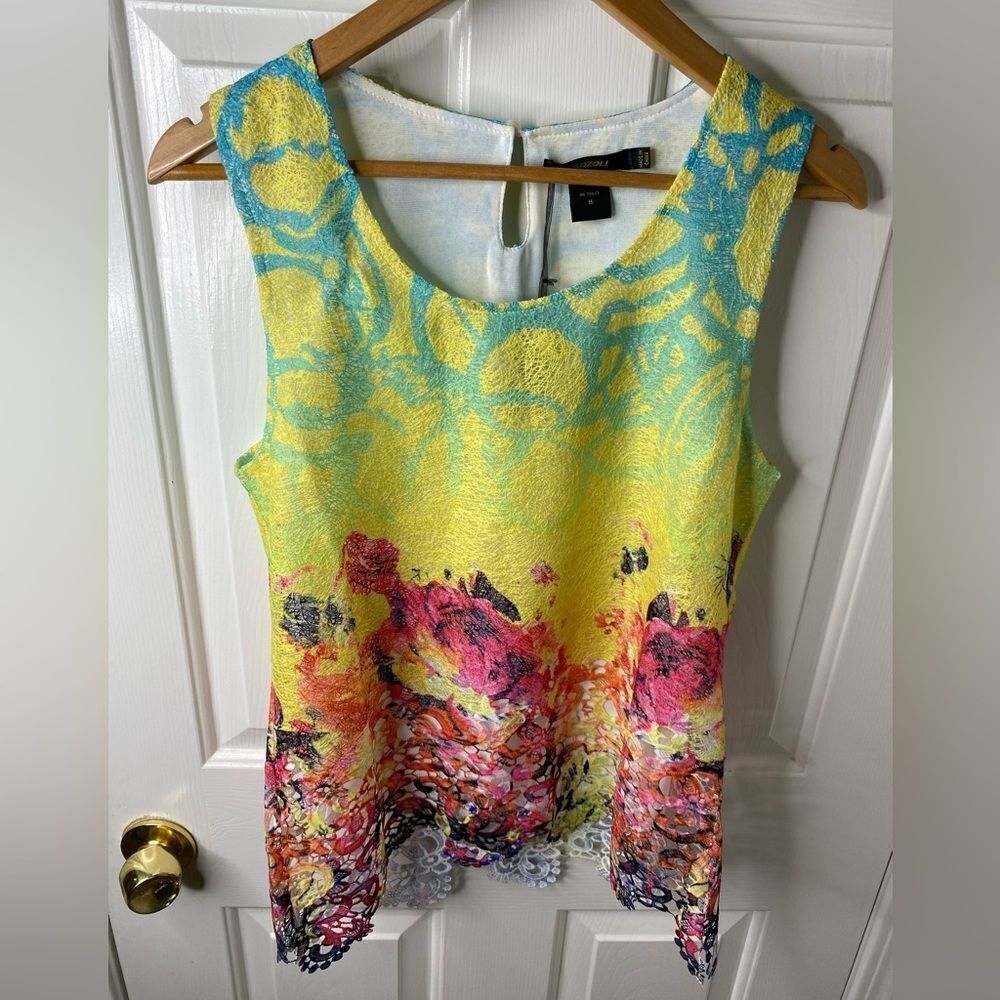Radzoli Womens Tank Top Colorful Lace Detail Beautiful Sz Medium NWT.